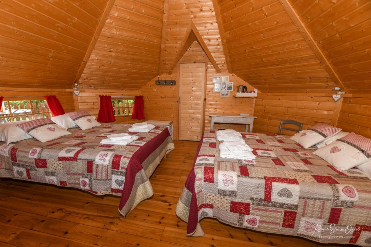 Domaine De La Courillere Bed & Breakfast Le Boupère Екстериор снимка