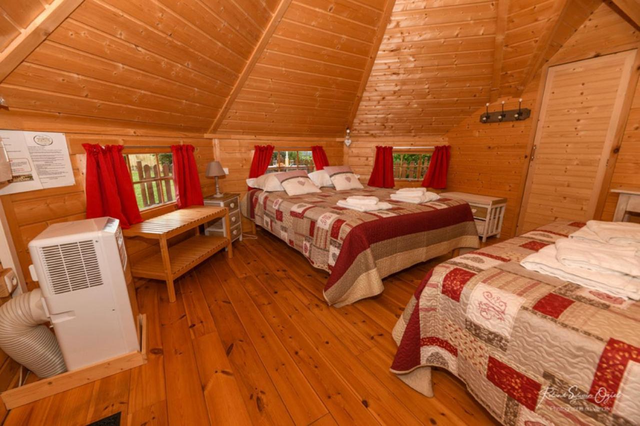 Domaine De La Courillere Bed & Breakfast Le Boupère Екстериор снимка