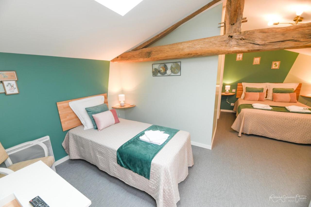 Domaine De La Courillere Bed & Breakfast Le Boupère Екстериор снимка
